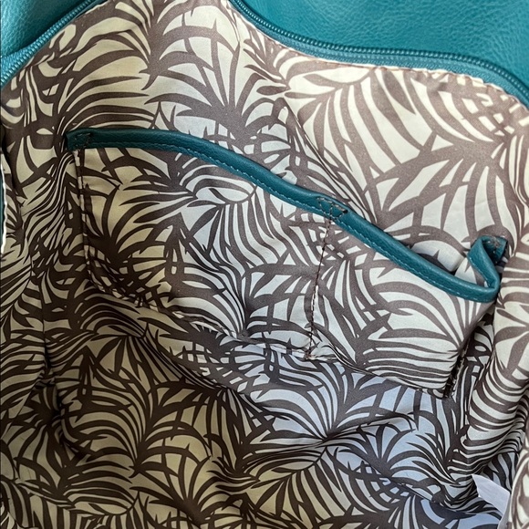 Big Buddha Cream Tote with Gold Studs - Picture 6 of 15